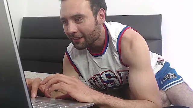 CarterHott online show from 04/28/26, 02:27