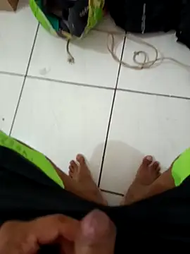 Snapshot of Dheik chatting on 03/02/26, 04:47 Dheik online show from 03/02/26, 04:47