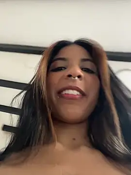 VioletaHills  online show from 04/15/26, 07:58