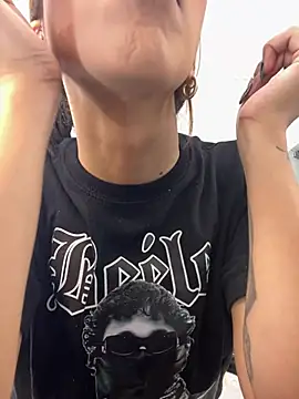 VioletaHills  online show from 03/06/26, 12:22