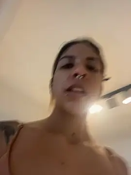 VioletaHills  online show from 04/15/26, 12:53