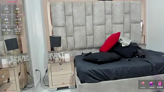 Titan Moreno  online show from 03/11/26, 12:10