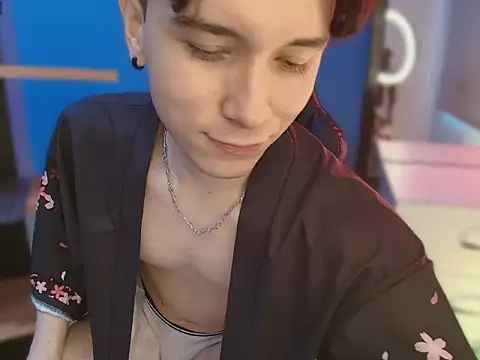 hollannd  online show from 03/20/26, 02:51