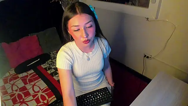 eilen pink online show from 03/28/26, 12:28