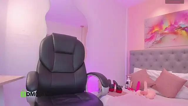 naomy jordan online show from 03/09/26, 09:40