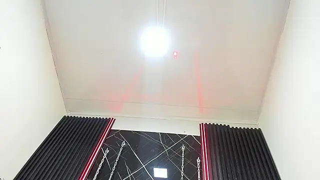 Megan Duskk online show from 04/23/26, 12:40
