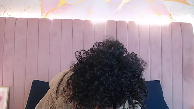 ElizabethSwift online show from 04/04/26, 04:13