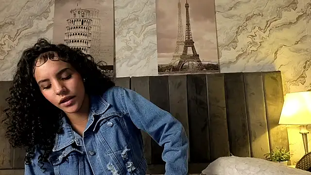 ElizabethSwift online show from 04/01/26, 01:41