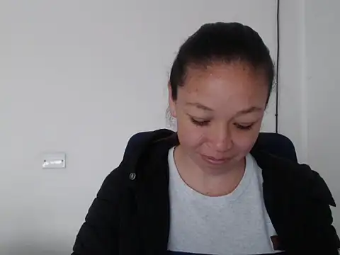 Snapshot of Eliane_cooper21 chatting on 03/04/26, 06:48 Eliane cooper21 online show from 03/04/26, 06:48