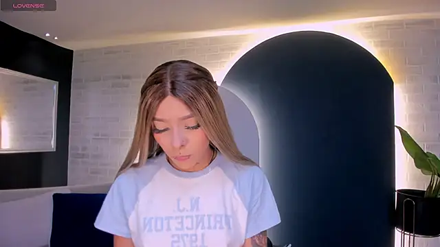 ClaireDawsonX online show from 04/12/26, 11:08