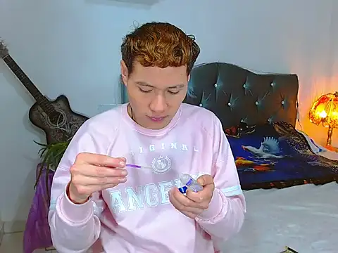  Santi2 online show from 04/20/26, 08:17