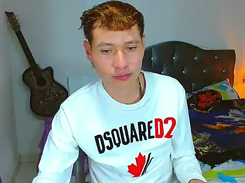  Santi2 online show from 04/15/26, 03:45