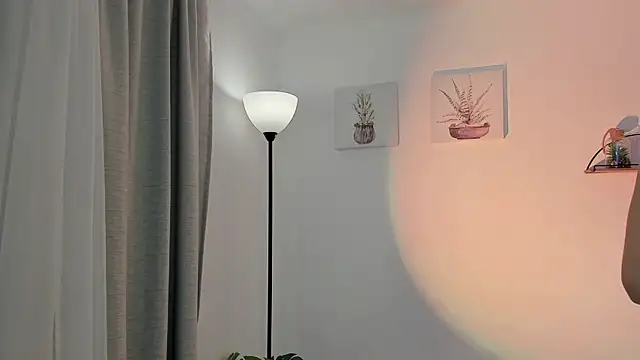 AlaiaRogers online show from 05/30/26, 10:43