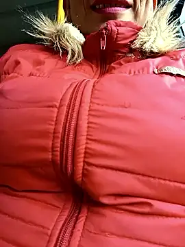 Lucia Rios online show from 04/02/26, 11:39