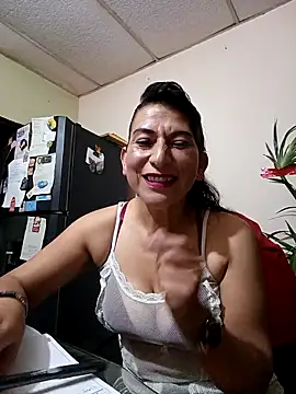 Lucia Rios online show from 03/06/26, 11:33