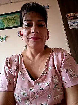 Lucia Rios online show from 03/05/26, 10:48