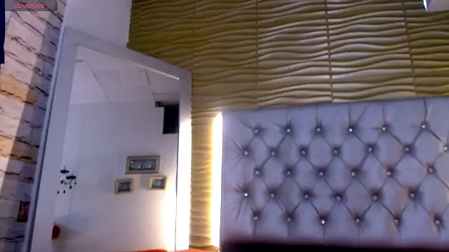 SolAvelary online show from 04/16/26, 12:17