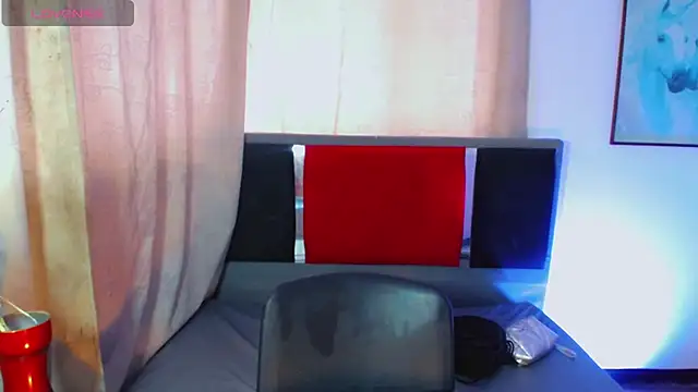 Snapshot of Tait_ chatting on 06/27/26, 12:22 Tait online show from 06/27/26, 12:22