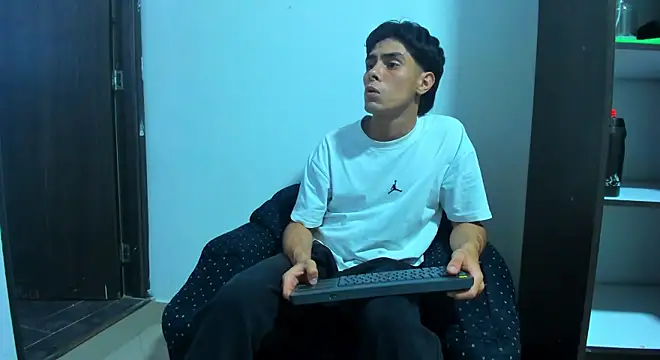 Daniel Rochax online show from 03/31/26, 06:54