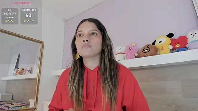 EmmaSanchez  online show from 05/08/26, 09:40