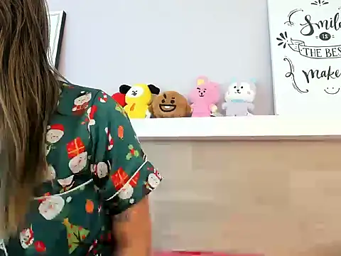 EmmaSanchez  online show from 04/05/26, 08:15