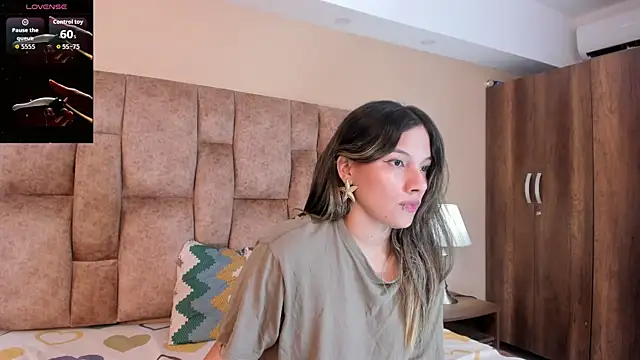 EmmaSanchez  online show from 05/25/26, 08:29
