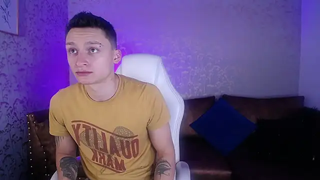 DIEGO JONES online show from 04/14/26, 01:16