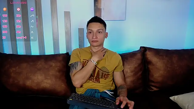 DIEGO JONES online show from 06/03/26, 01:01