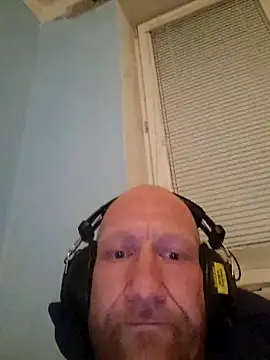 Snapshot of TurkishPsalm chatting on 03/20/26, 02:45 TurkishPsalm online show from 03/20/26, 02:45