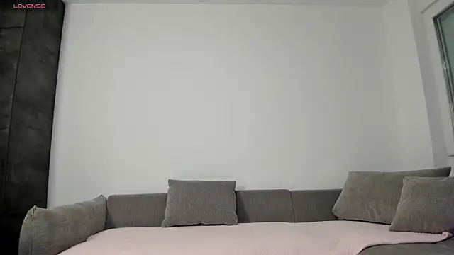 nikki-moon online show from 04/13/26, 07:01