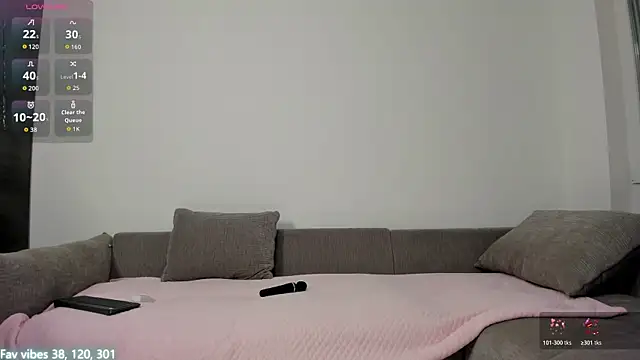 nikki-moon online show from 03/11/26, 01:43