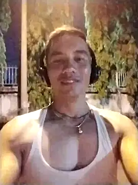 traiwe06 online show from 05/11/26, 02:07