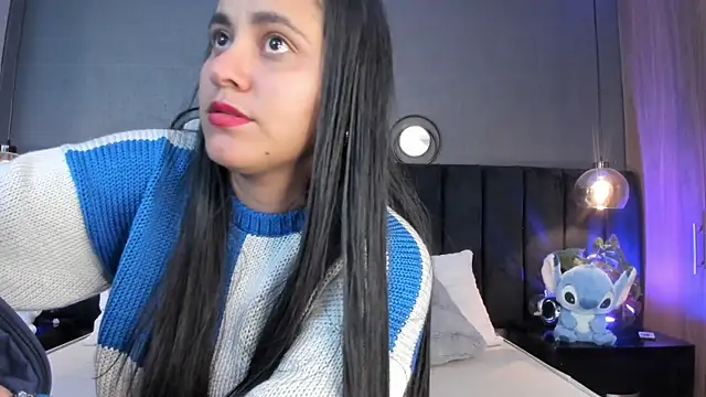 Snapshot of alejandra__garcia chatting on 06/06/26, 03:23 alejandra garcia online show from 06/06/26, 03:23