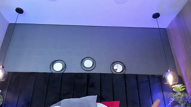 Snapshot of alejandra__garcia chatting on 04/11/26, 07:56 alejandra garcia online show from 04/11/26, 07:56