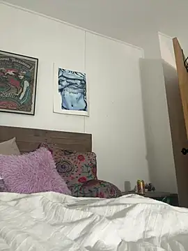 hollyharmd online show from 03/11/26, 04:39