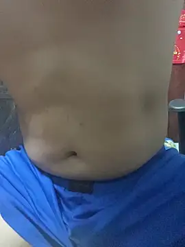 hoang15075 online show from 06/02/26, 11:05