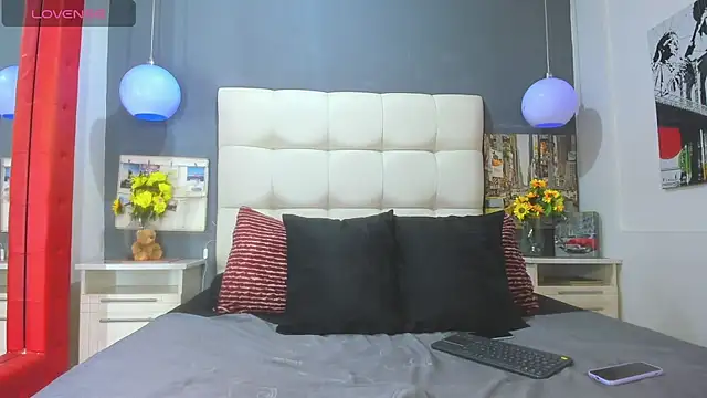 mxli divine  online show from 04/02/26, 09:21