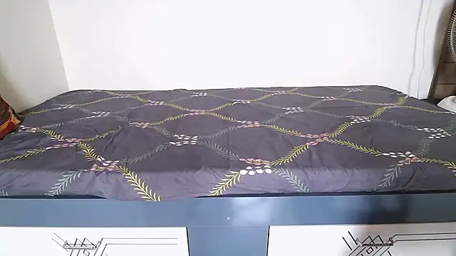 Miss Sanika online show from 06/18/26, 06:23
