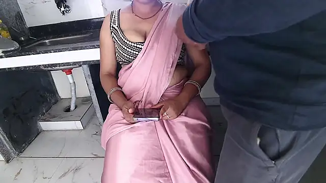 Miss Sanika online show from 04/05/26, 06:09