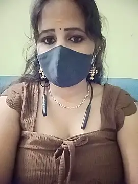 Snapshot of Tamil_Rani- chatting on 05/30/26, 08:03 Tamil Rani- online show from 05/30/26, 08:03