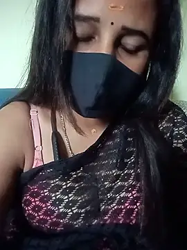 Snapshot of Tamil_Rani- chatting on 06/19/26, 06:30 Tamil Rani- online show from 06/19/26, 06:30