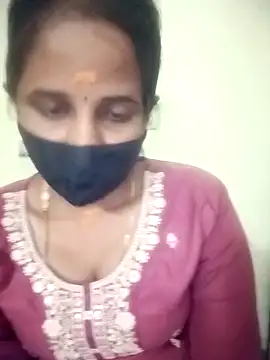 Snapshot of Tamil_Rani- chatting on 03/09/26, 08:56 Tamil Rani- online show from 03/09/26, 08:56