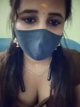 Snapshot of Tamil_Rani- chatting on 06/29/26, 05:56 Tamil Rani- online show from 06/29/26, 05:56