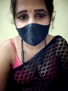 Snapshot of Tamil_Rani- chatting on 04/27/26, 07:12 Tamil Rani- online show from 04/27/26, 07:12