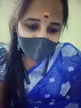 Snapshot of Tamil_Rani- chatting on 07/04/26, 05:50 Tamil Rani- online show from 07/04/26, 05:50