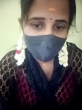 Snapshot of Tamil_Rani- chatting on 03/17/26, 06:16 Tamil Rani- online show from 03/17/26, 06:16