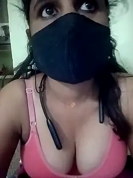 Snapshot of Tamil_Rani- chatting on 03/15/26, 07:10 Tamil Rani- online show from 03/15/26, 07:10