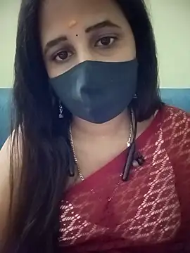 Snapshot of Tamil_Rani- chatting on 07/10/26, 05:29 Tamil Rani- online show from 07/10/26, 05:29