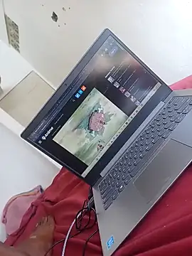 Snapshot of tallneck chatting on 04/10/26, 06:04 tallneck online show from 04/10/26, 06:04