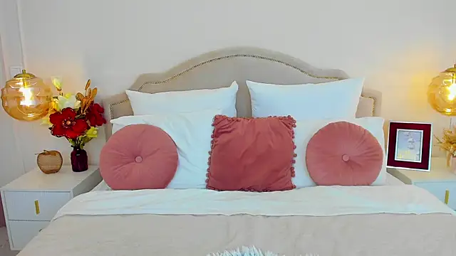 AllexaG online show from 04/11/26, 07:45